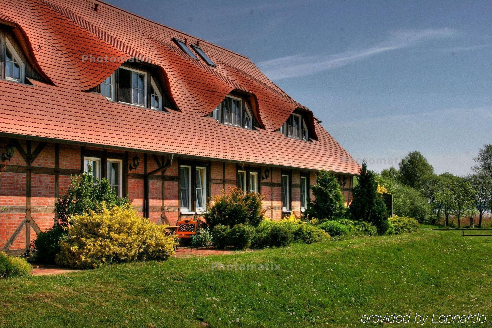Flair Seehotel Zielow Ludorf Exterior photo