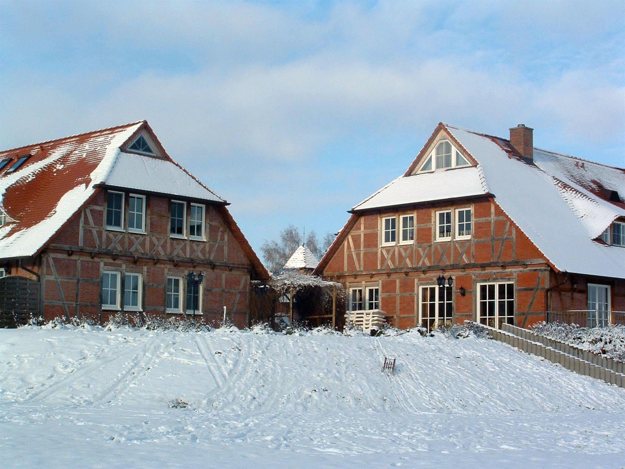 Flair Seehotel Zielow Ludorf Exterior photo